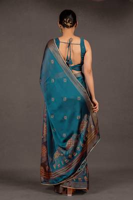 Women's deep magenta foil print block print golden lace border chiffon saree with unstiched blouse piece 4