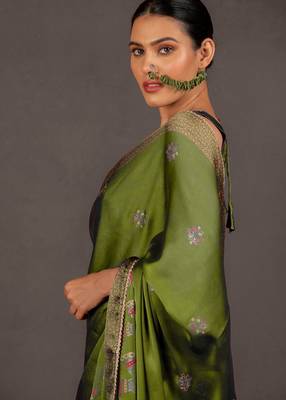 Women's olive green foil print block print golden lace border chiffon saree with unstiched blouse piece 3