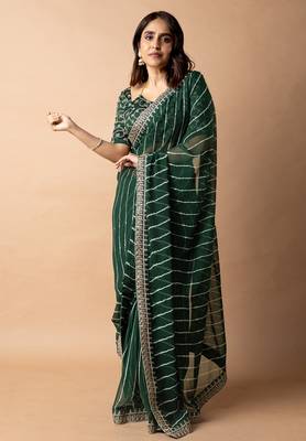 Women's pink striped leheriya print embroidered lace border georgette saree with unstiched blouse piece 2