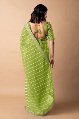 Women's parrot green striped leheriya print embroidered lace border georgette saree with unstiched blouse piece 4