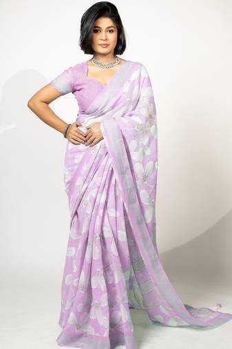 Women's lavender floral print silver zari border cotton blend saree with unstiched blouse piece
