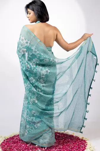 Women's pink floral print golden zari border cotton blend saree with unstiched blouse piece