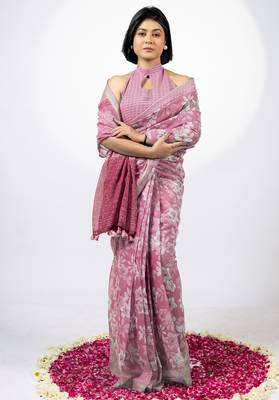 Women's pink floral print golden zari border cotton blend saree with unstiched blouse piece 1