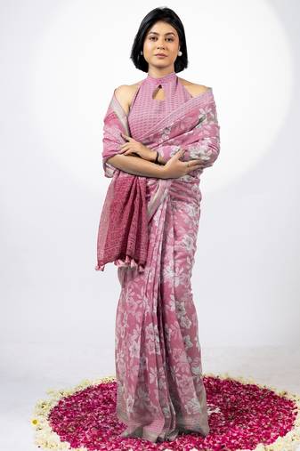 Women's pink floral print golden zari border cotton blend saree with unstiched blouse piece