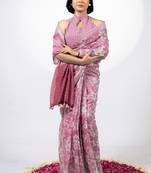 Women's pink floral print golden zari border cotton blend saree with unstiched blouse piece