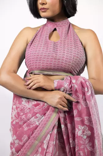 Women's pink floral print golden zari border cotton blend saree with unstiched blouse piece