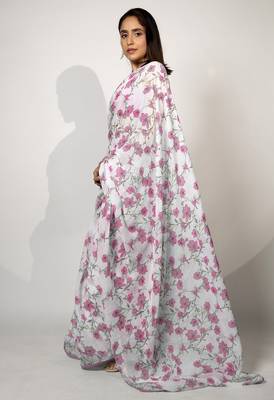 Women's white floral print crochet lace border cotton blend saree with unstiched blouse piece 3