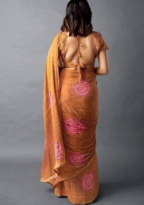 Women's blue floral print silver zari border cotton blend saree with unstiched blouse piece 3