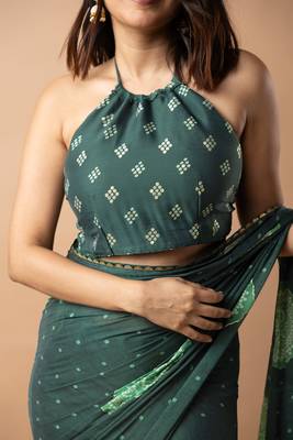 Women's bottle green foil bandhani print golden lace border chiffon saree with unstiched blouse piece 5