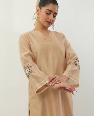 Beige plain chanderi kurta set 4