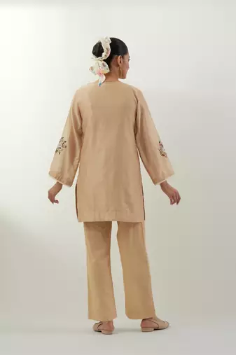 Beige plain chanderi kurta set