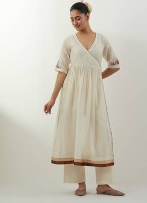 Ivory plain chanderi kurta set 1