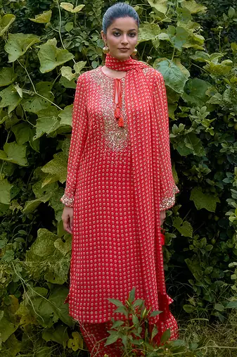 Coral   printed georgette kurta set