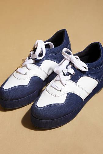 Blue solid denim wedges