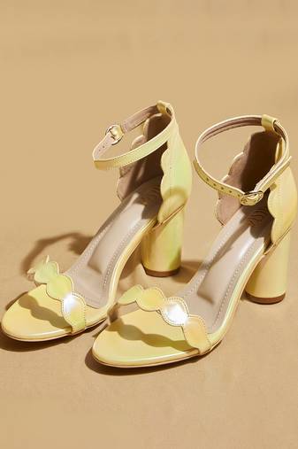 Yellow solid leather heels