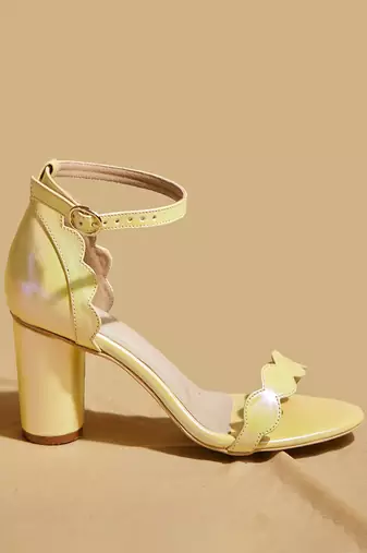 Yellow solid leather heels