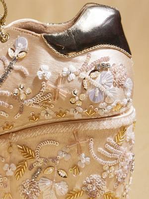 Gold embroidered satin heels 5