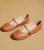 Tan solid leather ballerinas
