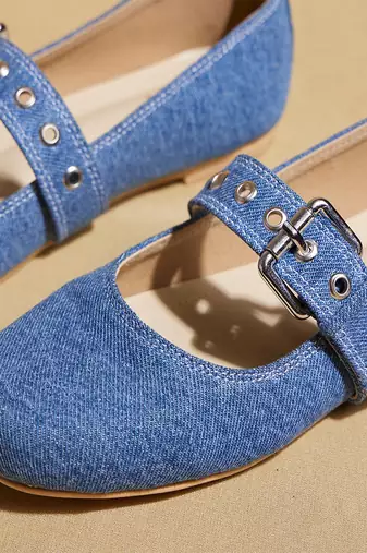 Blue solid denim ballerinas