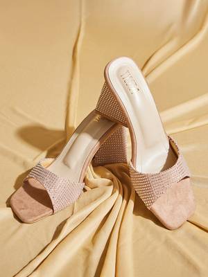 Beige solid satin heels 1