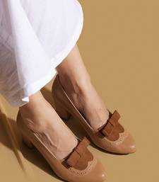 Tan solid leather heels