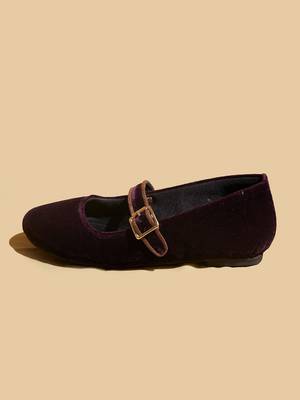Black solid velvet ballerinas 5