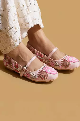 Pink embroidered satin ballerinas