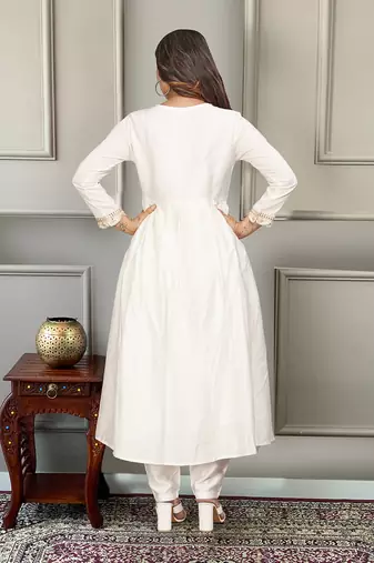 Women's  Embroidery Chandrei Straight Kurta Pant and Dupatta Set