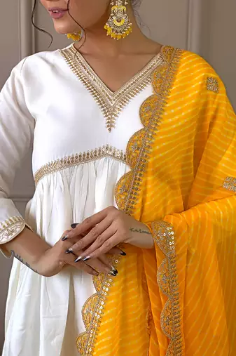 Women's  Embroidery Chandrei Straight Kurta Pant and Dupatta Set