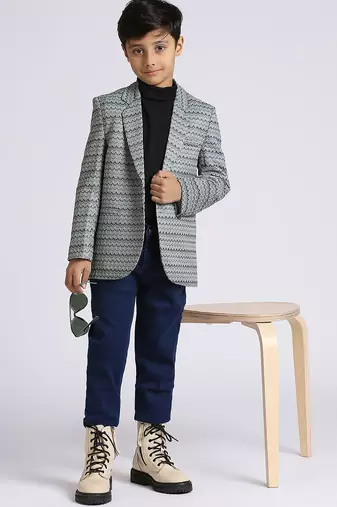 full sleeves solid elegance blazer - green