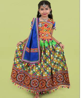 Girls kutch work embroidered lehenga choli set with dupatta (tcc-bwr) - green 2