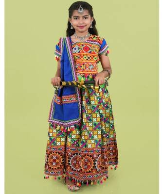 Girls kutch work embroidered lehenga choli set with dupatta (tcc-bwr) - green 3