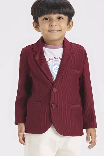 full sleeves blazer set with graphic printed t-shirt - maroon