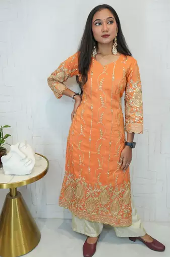 Embroidered ethnic kurti