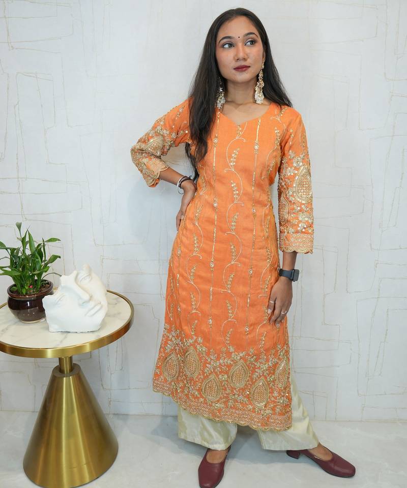 Embroidered ethnic kurti
