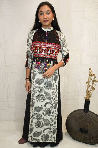 Handcrafted kutchi kurti and plazzo set