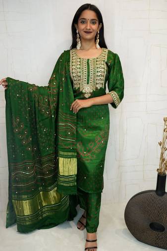 Handcrafted luxurious bandhani suit.