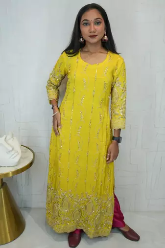 Embroidered ethnic kurti