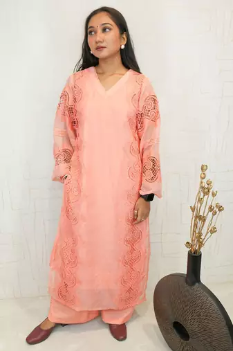 Chikankari kurta set
