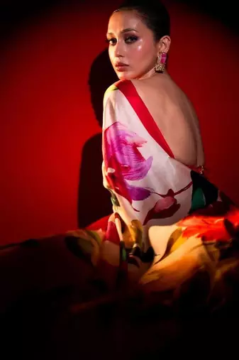 HOT RED AND WHITE BOLLYWOOD DIGITAL PRINTED SAREE