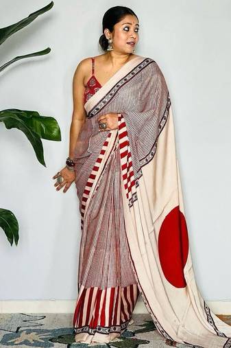 RED AND CREAM BOLLYWOOD DIGITAL PRINTED SAREE