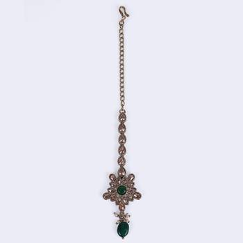 green alloy maang tikka with flower oval design 3