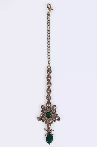 green alloy maang tikka with flower oval design