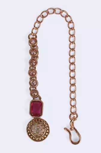 Finely round shape gold plated maang tikka for women and girls