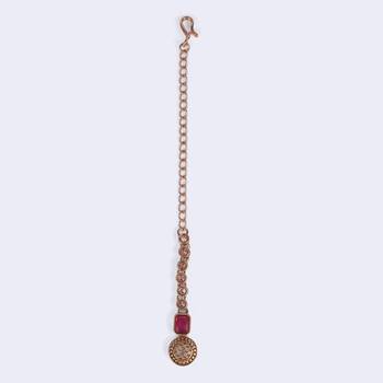 Finely round shape gold plated maang tikka for women and girls 5