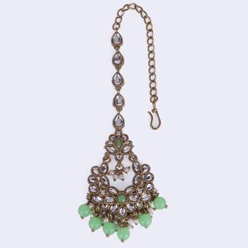 Splendid chandilier and flower design gold plated maang tikka for women and girls 5