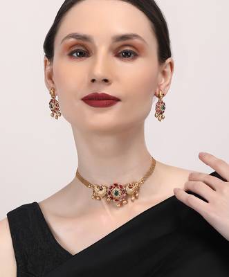   unique gold plated kemp studded peacock choker set 2