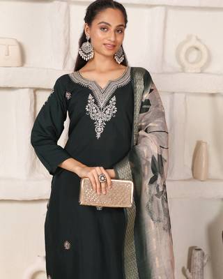 bottle green chanderi ensemble with jacquard dupatta 2