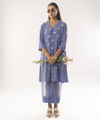 Blue embroidered crepe kurta set 1