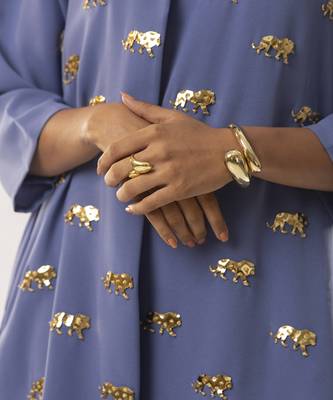 Blue embroidered crepe kurta set 2